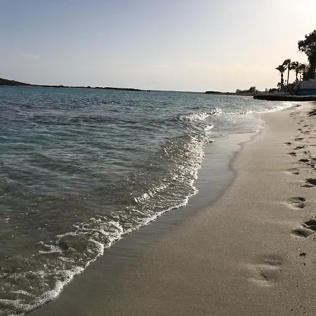 Mythical Sands & Spa, Evilion Апартаменты Паралимни